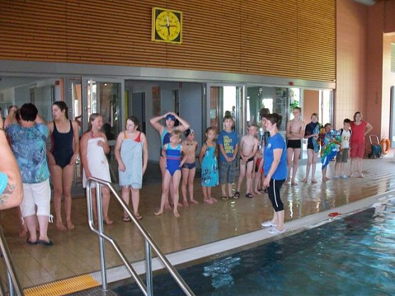 Badfest in der Wipperwelle (Foto: Dr. Dorst) Badfest in der Wipperwelle (Foto: Dr. Dorst)