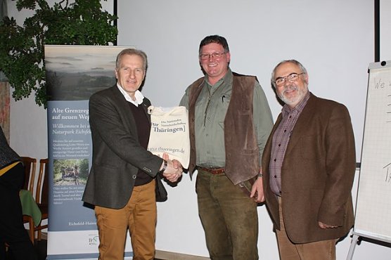 Hans-Peter Faßbinder erhielt Plakette (Foto: Jennifer Stolze) Hans-Peter Faßbinder erhielt Plakette (Foto: Jennifer Stolze)