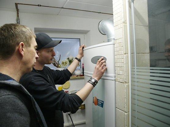 Wärmepumpe (Foto: Ilka Kühn) Wärmepumpe (Foto: Ilka Kühn)