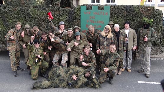 Umzug Kirchohmfeld (Foto: Christian Recke) Umzug Kirchohmfeld (Foto: Christian Recke)