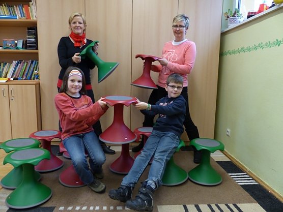 Hokkis für die Grundschule (Foto: Konrad Hentrich Grundschule) Hokkis für die Grundschule (Foto: Konrad Hentrich Grundschule)