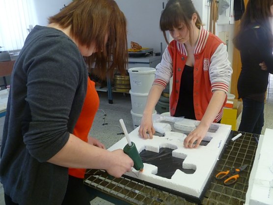 Im Zementwerk (Foto: Helga Hentrich) Im Zementwerk (Foto: Helga Hentrich)