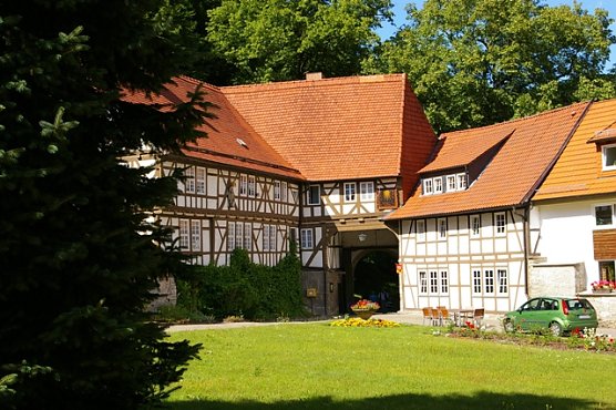 Kloster Zella (Foto: Ilka Kühn) Kloster Zella (Foto: Ilka Kühn)