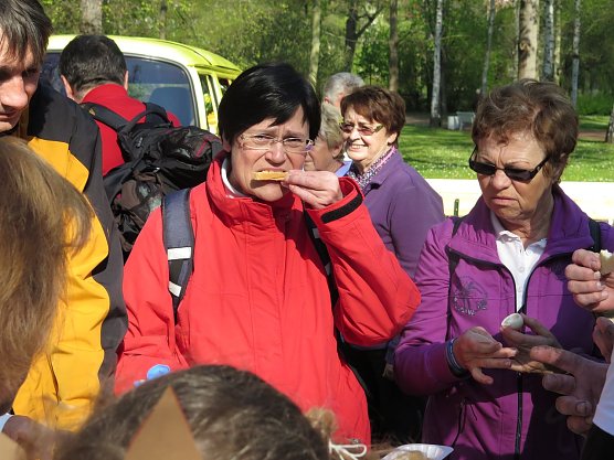 Lieberknecht beim Verkosten eines Soleis (Foto: nnz)
