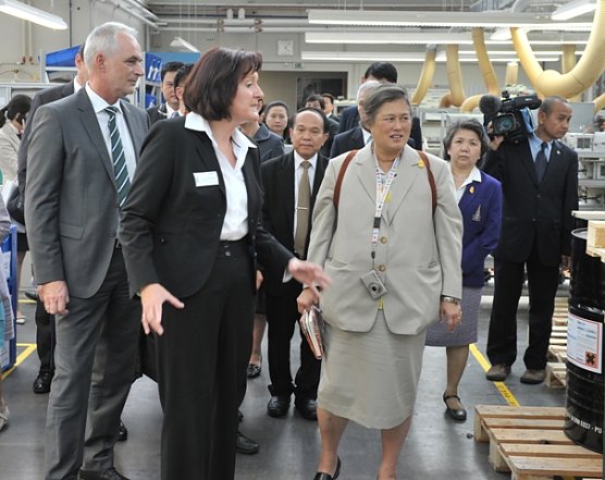 F&uuml;hrung durch die Fertigung (Foto: Christoph Mischke)