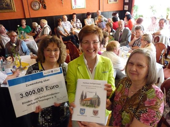 Neuer Kirchenf&uuml;hrer (Foto: Dieter Schulze)