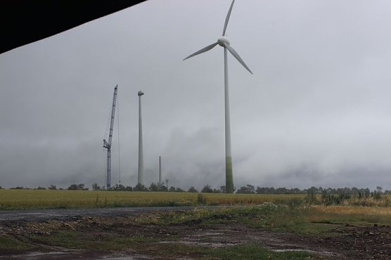 Energieversorger machen Wind (Foto: Karl-Heinz Herrmann) Energieversorger machen Wind (Foto: Karl-Heinz Herrmann)