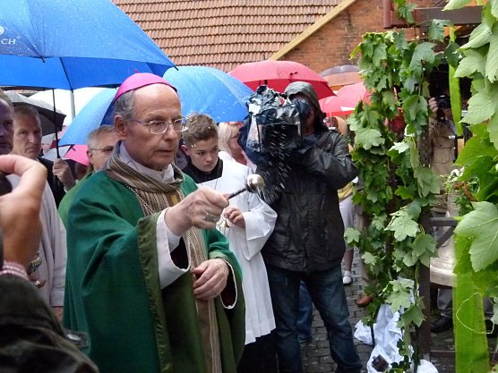 Glockenweihe (Foto: Maik Löffelholz, Flinsberg) Glockenweihe (Foto: Maik Löffelholz, Flinsberg)