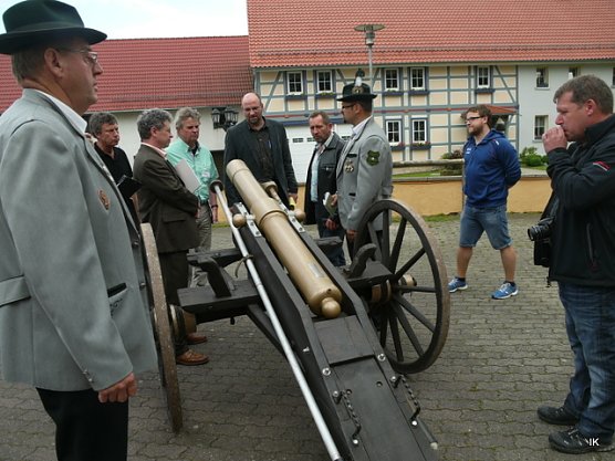 An der Kanone (Foto: Ilka K&uuml;hn)