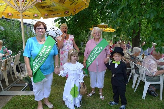 Gratulanten (Foto: Werner Probst)