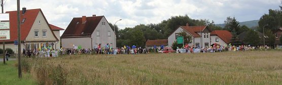 Zeichen gegen Rechts gesetzt (Foto: Karl-Heinz Herrmann) Zeichen gegen Rechts gesetzt (Foto: Karl-Heinz Herrmann)