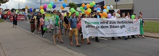 Zeichen gegen Rechts gesetzt (Foto: Karl-Heinz Herrmann) Zeichen gegen Rechts gesetzt (Foto: Karl-Heinz Herrmann)