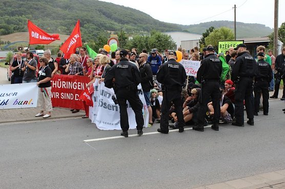 Zeichen gegen Rechts gesetzt (Foto: Karl-Heinz Herrmann) Zeichen gegen Rechts gesetzt (Foto: Karl-Heinz Herrmann)