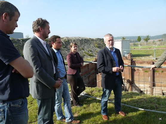 Versuchsfeld (Foto: Ilka Kühn) Versuchsfeld (Foto: Ilka Kühn)