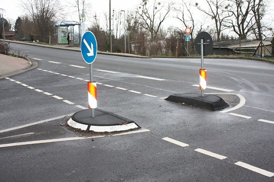 Überquerungshilfe (Foto: Elke Sagorski) Überquerungshilfe (Foto: Elke Sagorski)