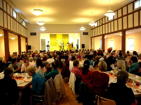 Frauenfr&uuml;hst&uuml;ck im Oktober 2014 (Foto: Ilka K&uuml;hn)
