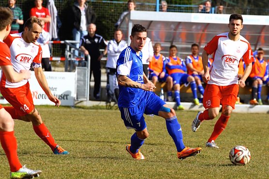 Fünf gelbe Karten: Farrona-Pulido ist gesperrt (Foto: Bernd Peter) Fünf gelbe Karten: Farrona-Pulido ist gesperrt (Foto: Bernd Peter)