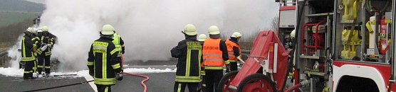 Feuerwehreinsatz auf der A 38 (Foto: Feuerwehr Bleicherode)