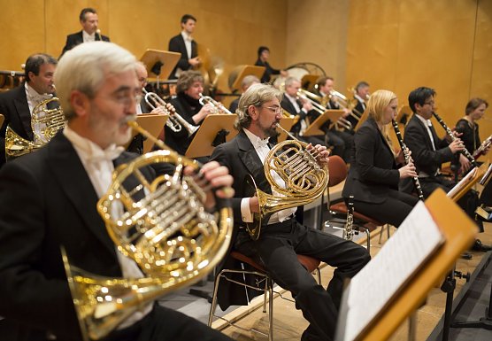 Das Loh-Orchester beendet die Saison mit Sergej Rachmaninows "Sinfonischen T&auml;nzen" (Foto: Iris K&uuml;hmstedt)