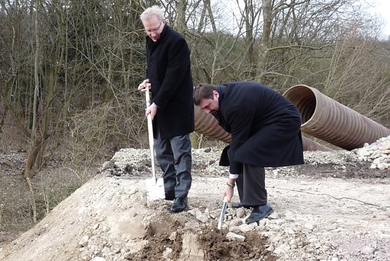 Spatenstich Br&uuml;cke (Foto: Karl-Heinz Herrmann)