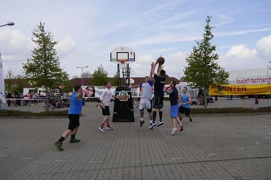 Ergebnisse vom 22. Streetballturnier (Foto: Landratsamt Kyffhäuserkreis) Ergebnisse vom 22. Streetballturnier (Foto: Landratsamt Kyffhäuserkreis)