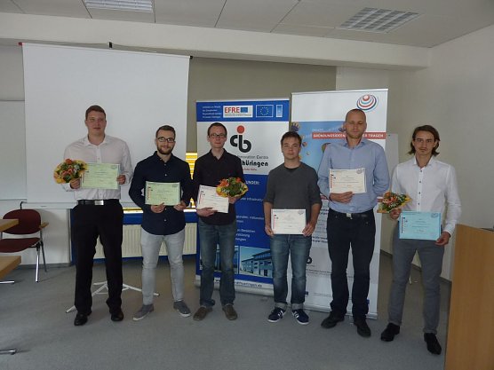 Alexander Wiedemann, Patrick Hildebrandt (3. Preis), Benjamin Tom, Constantin Csato, Florian Krippendorf (1. Preis), Christian Bauer (2. Preis).    (Foto: BIC Nordth&uuml;ringen GmbH)
