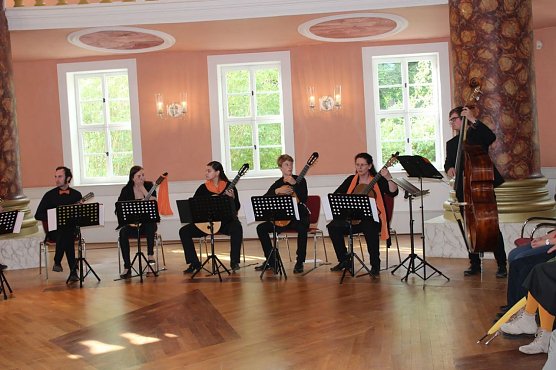 Musikalischer Festakt zum 10-Jährigen (Foto: Karl-Heinz Herrmann) Musikalischer Festakt zum 10-Jährigen (Foto: Karl-Heinz Herrmann)