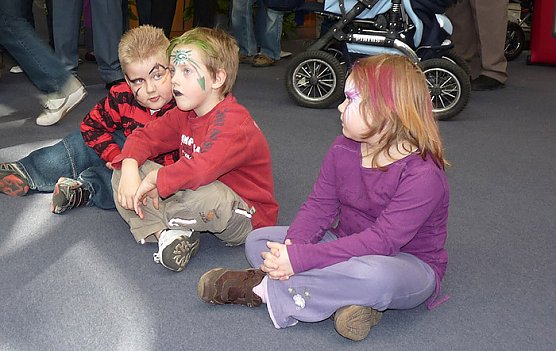 Ziehung Lose PS-Los-Sparen (Foto: Karl-Heinz Herrmann) Ziehung Lose PS-Los-Sparen (Foto: Karl-Heinz Herrmann)