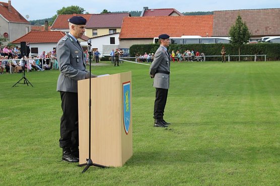 Feierliche Vereidigung in Berka (Foto: Karl-Heinz Herrmann) Feierliche Vereidigung in Berka (Foto: Karl-Heinz Herrmann)