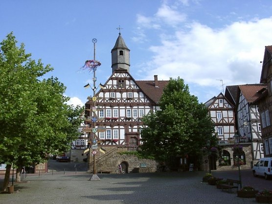Rathaus am Marktplaz (Foto: Werratal Tourismus)