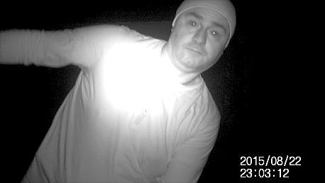 Aufnahme des Verd&auml;chtigen - Wer kennt diesen Mann? (Foto: Landespolizeiinspektion Nordhausen)