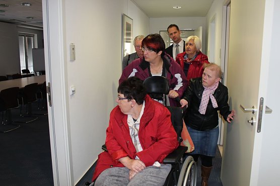 Rundgang (Foto: Gisela Reinhardt)