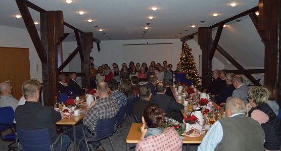 Spenden von der Volksbank (Foto: Volksbank Hig) Spenden von der Volksbank (Foto: Volksbank Hig)