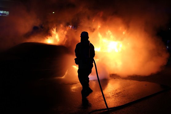 PKW-Brand (Foto: Feuerwehr Heiligenstadt)