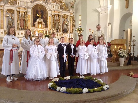 Kommunion in Geisleden (Foto: Privat) Kommunion in Geisleden (Foto: Privat)
