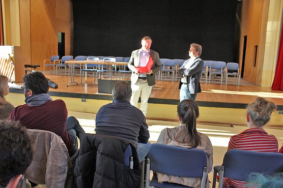 Ensemble zum Probenstart in Sondershausen (Foto: Karl-Heinz Herrmann) Ensemble zum Probenstart in Sondershausen (Foto: Karl-Heinz Herrmann)