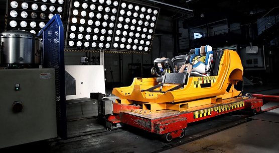 Kindersitze im Crash-Test (Foto: ADAC/Ralph Wagner)