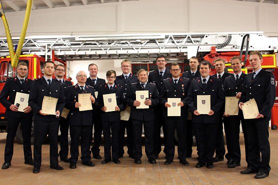 Beförderungen (Foto: Feuerwehr Heiligenstadt) Beförderungen (Foto: Feuerwehr Heiligenstadt)