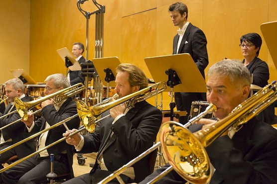 Schlagzeuger Stefan Landes im Loh-Orchester (Foto: Tilmann Graner) Schlagzeuger Stefan Landes im Loh-Orchester (Foto: Tilmann Graner)