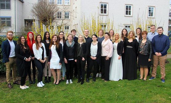 Examen beim EKW (Foto: Stefan Rampfel) Examen beim EKW (Foto: Stefan Rampfel)