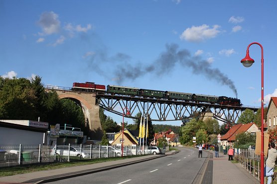 Viadukt in Leimbach (Foto: Mansfelder Bergwersbahn, Kurt Beyer) Viadukt in Leimbach (Foto: Mansfelder Bergwersbahn, Kurt Beyer)