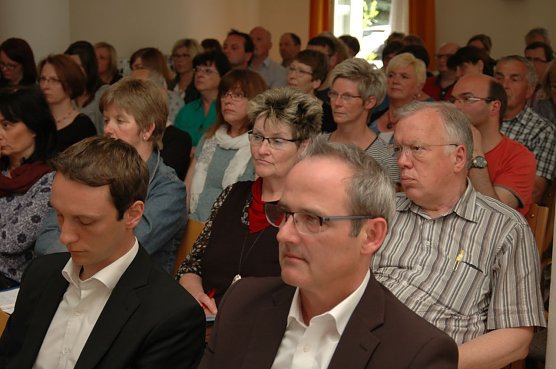 Aufmerksame Zuh&ouml;rer (Foto: Thomas M&uuml;ller, Caritas)
