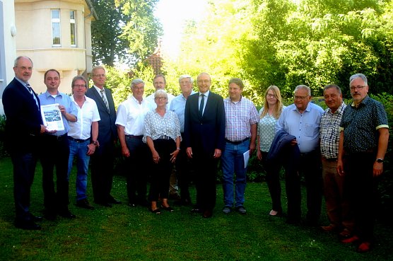 &Uuml;bergabe Dorfentwicklung (Foto: Stadtverwaltung Duderstadt)