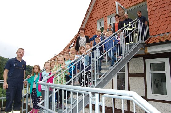 Brandschutz im Kindergarten (Foto: Feuerwehr Geisleden) Brandschutz im Kindergarten (Foto: Feuerwehr Geisleden)