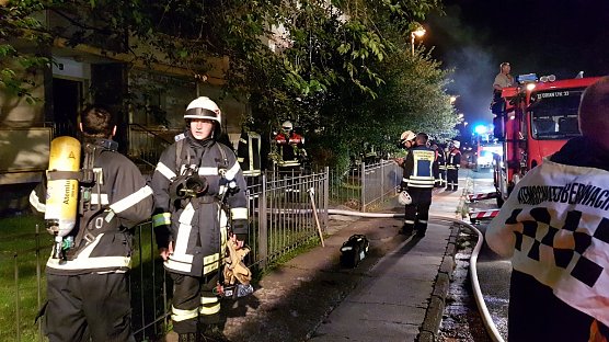 Einsatz in der Händelstraße (Foto: Feuerwehr Leinefelde) Einsatz in der Händelstraße (Foto: Feuerwehr Leinefelde)
