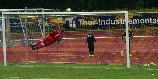 Leinefelder Tormann in Aktion (Foto: Ilka K&uuml;hn)