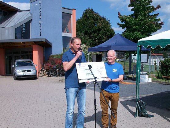 Spende (Foto: Dr. Dorst)