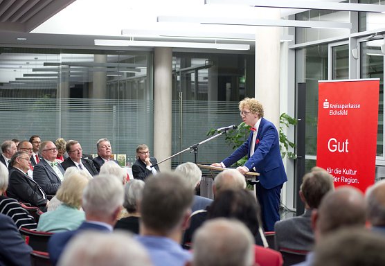 Vortrag bei Kreissparkasse (Foto: fotografie-grimm-leinefelde) Vortrag bei Kreissparkasse (Foto: fotografie-grimm-leinefelde)