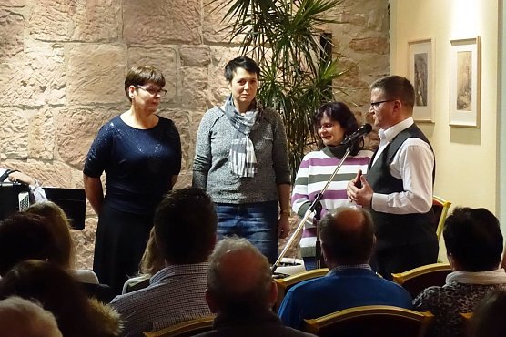 Dank vom Bürgermeister (Foto: Elke Sagorski) Dank vom Bürgermeister (Foto: Elke Sagorski)