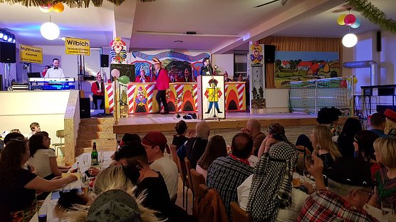 Karneval in Wilbich (Foto: Mathias Schaefer) Karneval in Wilbich (Foto: Mathias Schaefer)